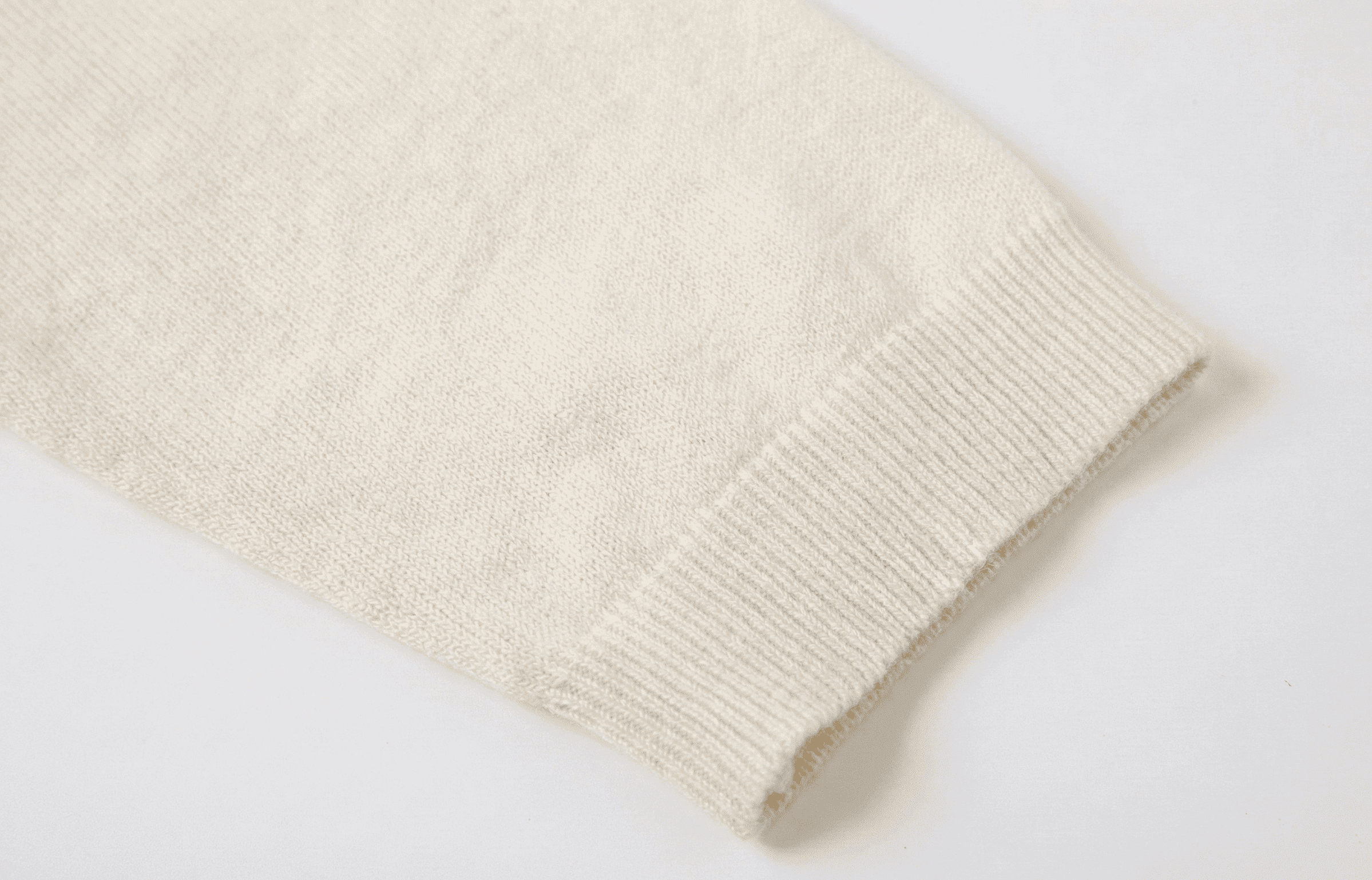 Luxe Layering: Merino Wool & Viscose Soft-Knit Shacket | Cream